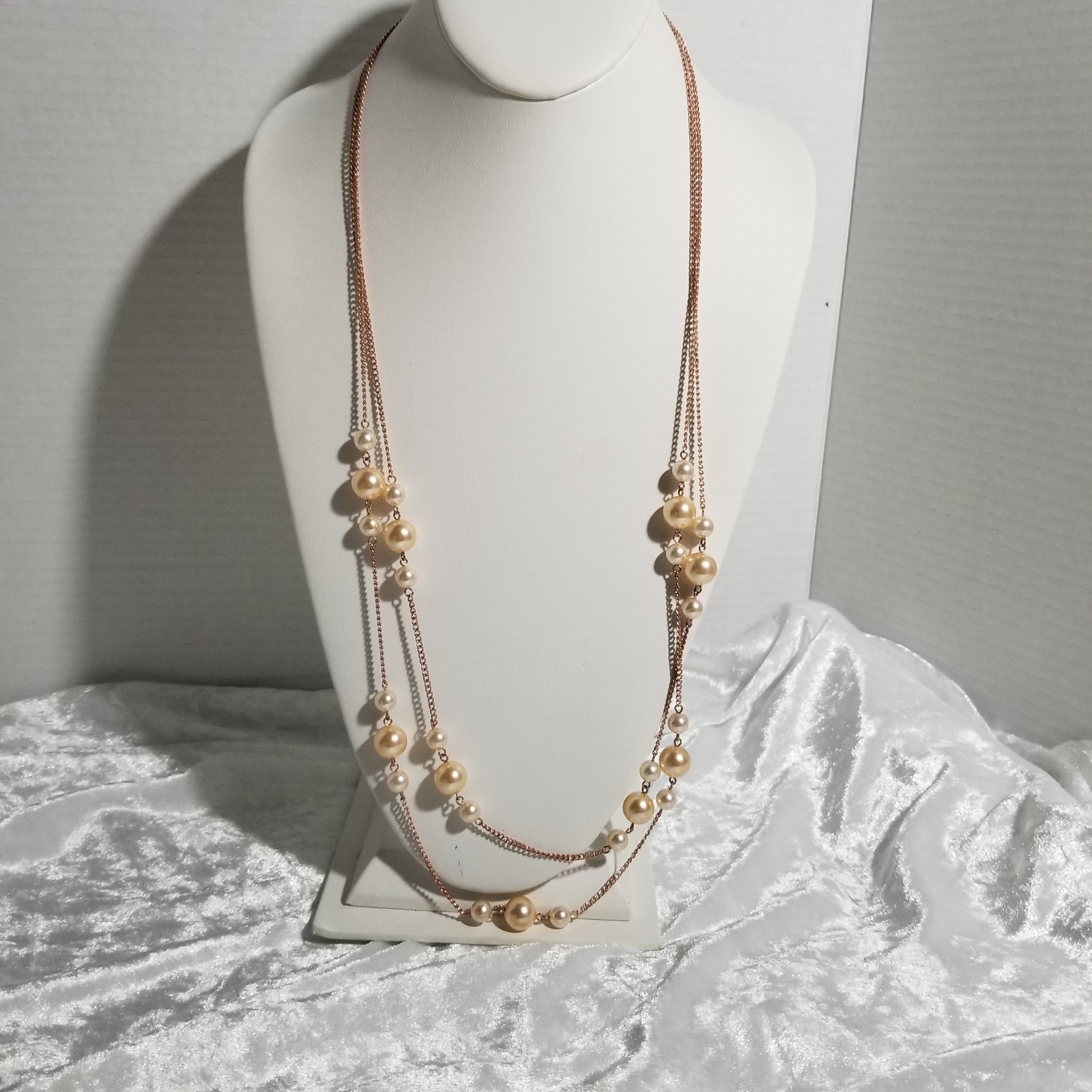 Rmn Double Rose Chain W/Pink Faux Pearlescent Beads 1.1768